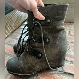 Sorel Brown Lace-Up Boots with Rustic Charm